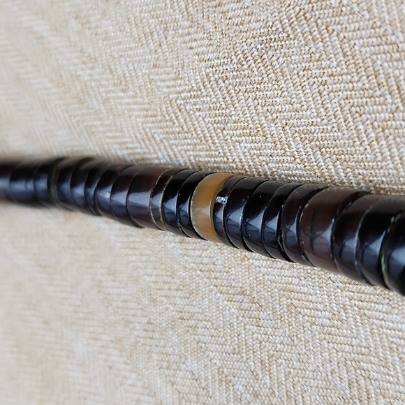 1970s Pen Shell Heishi Choker Necklace, Santo Domingo Jewelry - Picture 10 of 14